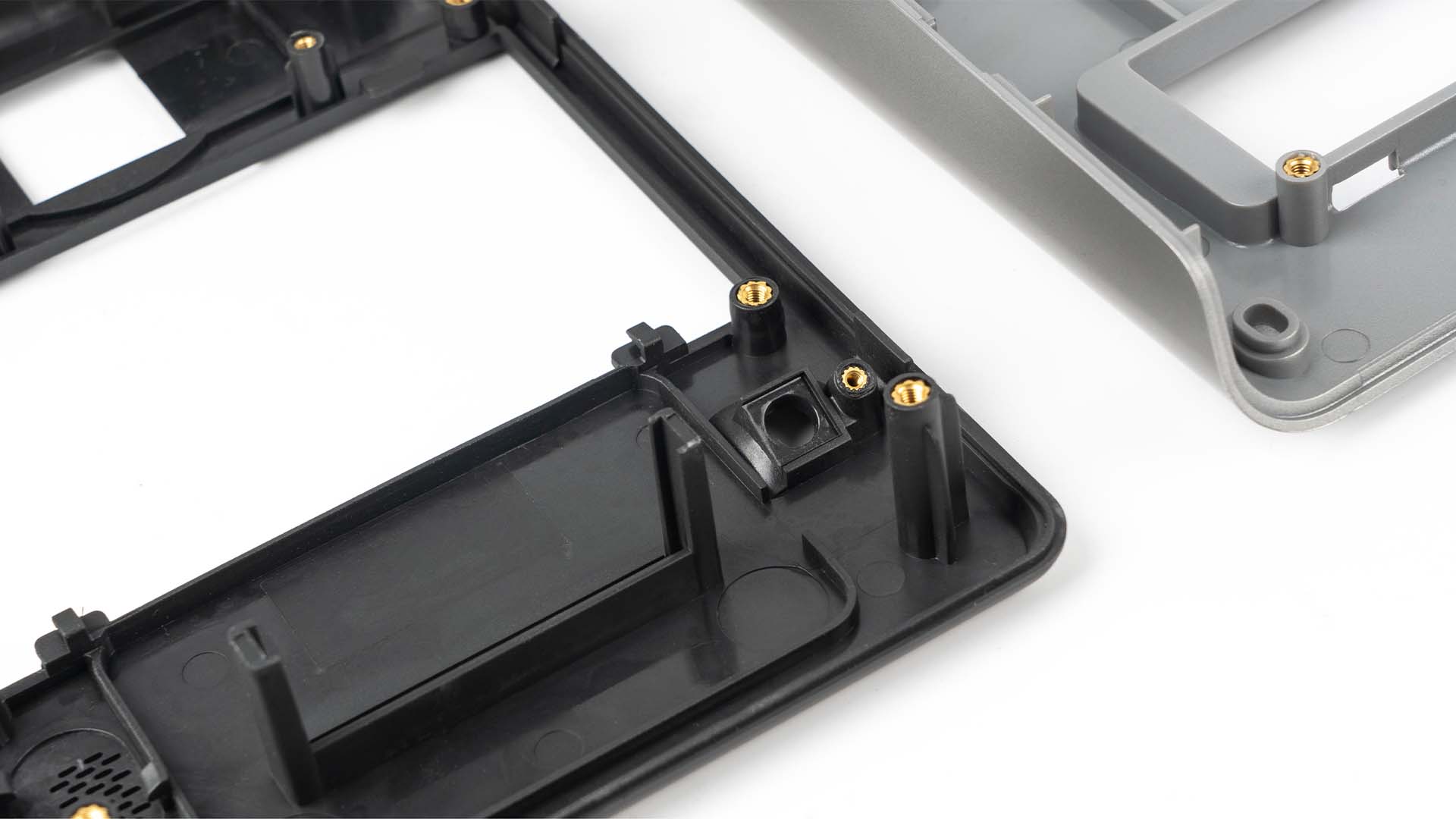 Injection Molding or Vacuum Casting When to Use?