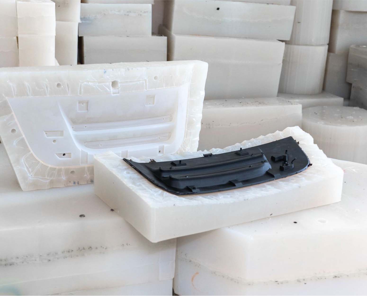 vacuum casting services mould tooling for prototypes and low volume production