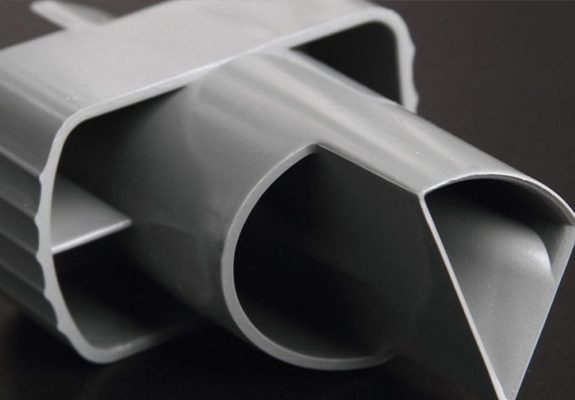 design undercut features in plastic injection molding