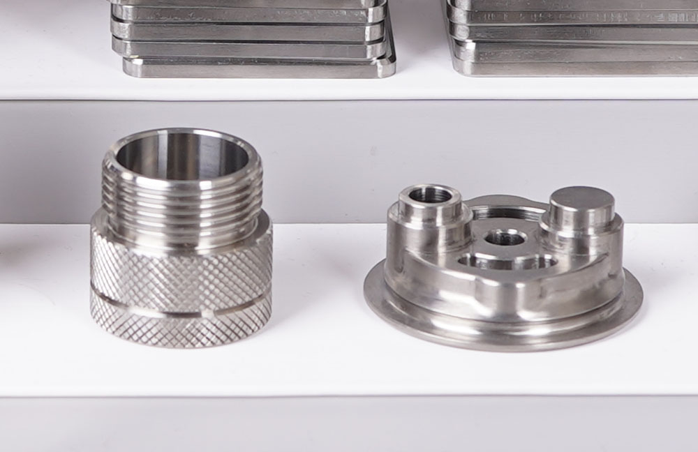 CNC machined metal part with high precision knurling and features